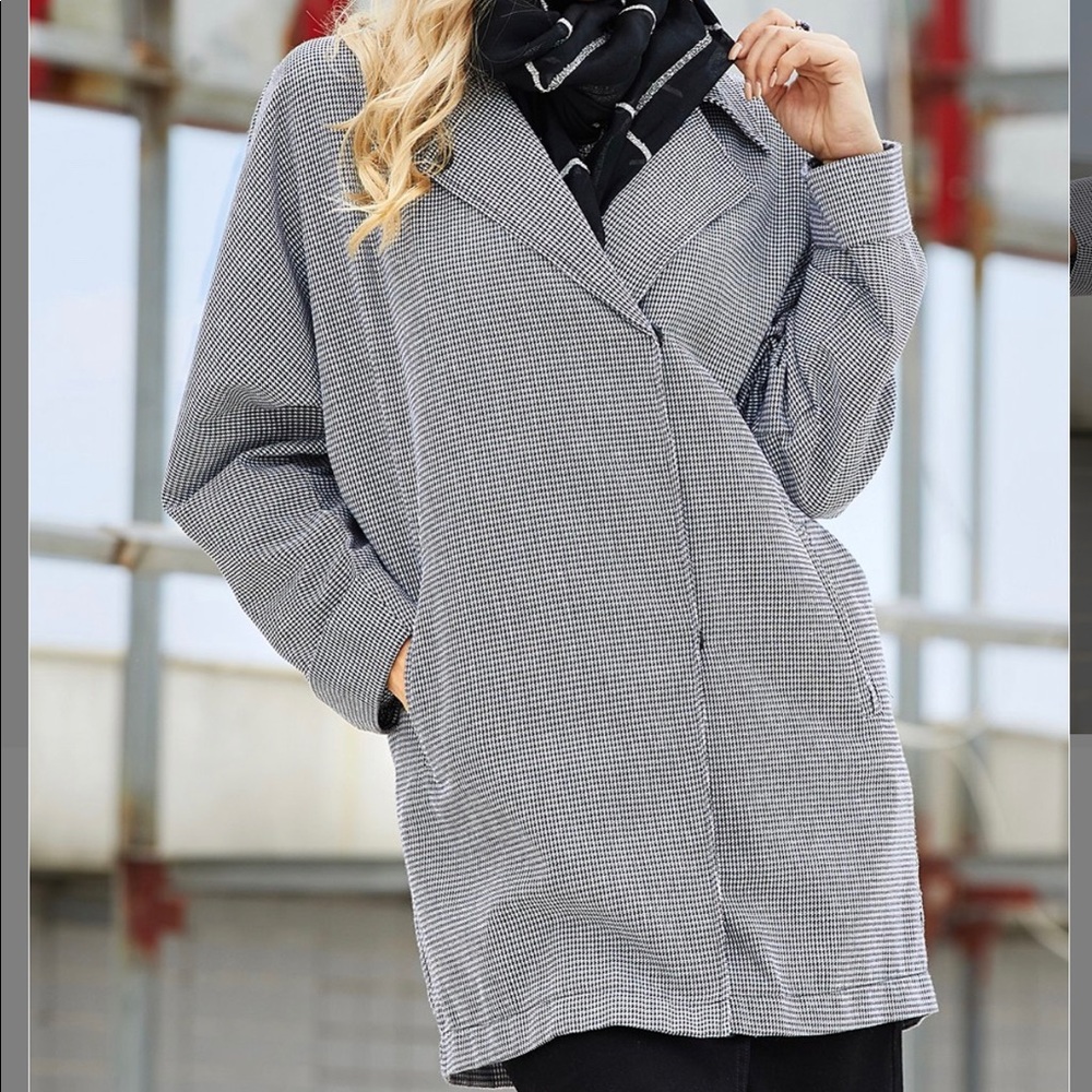 Suzanne Betro Dolman Jacket NWT - Picture 5 of 8